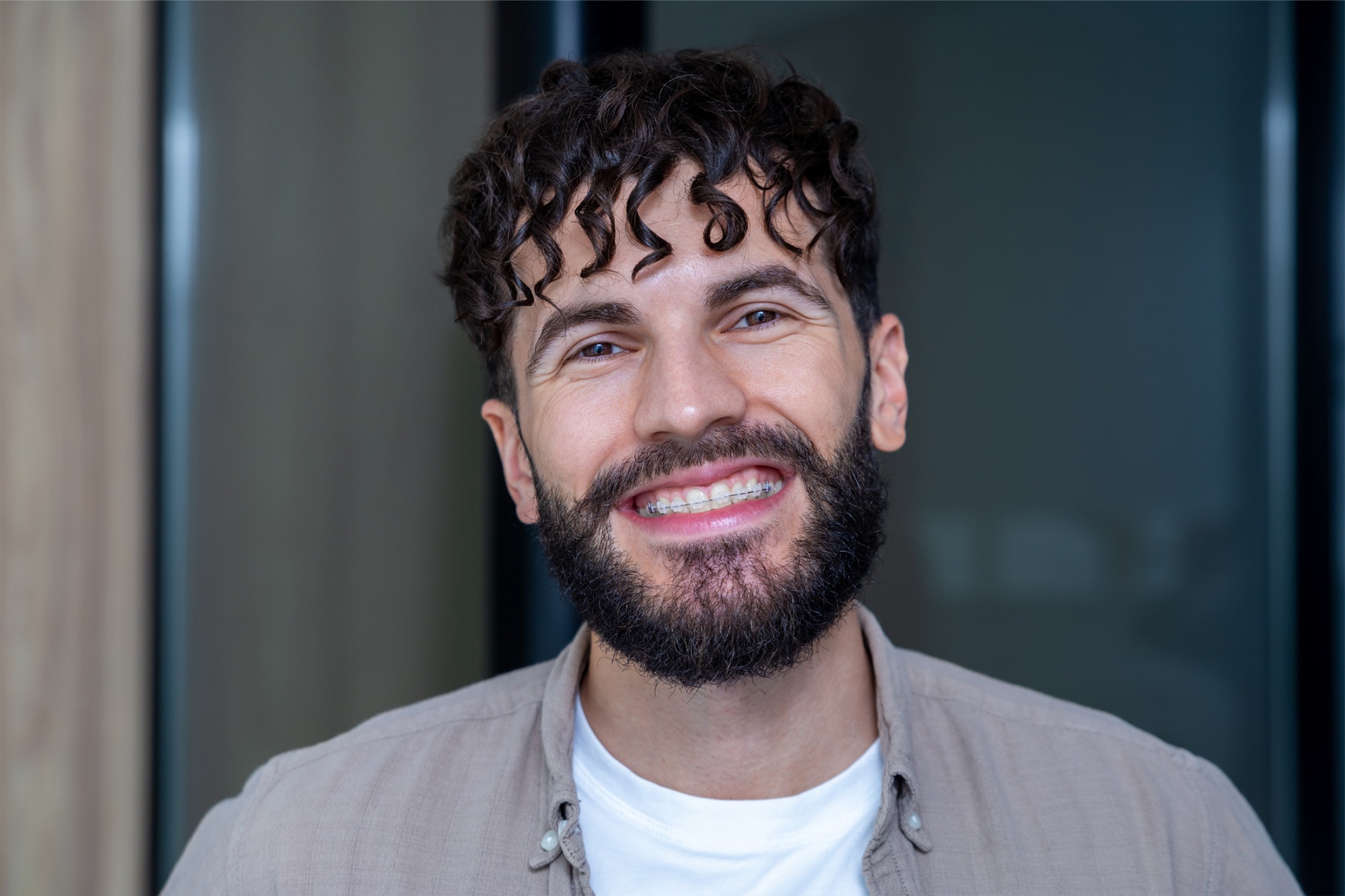 ceramic braces on plastic model
